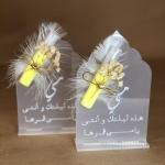 استاند اكريليك